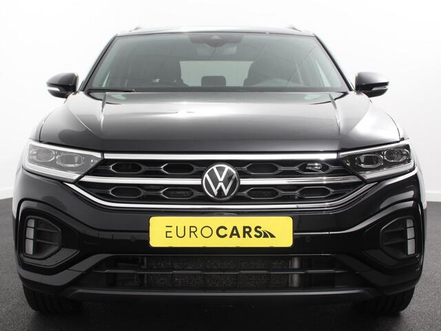Volkswagen T-Roc 1.5 TSI 150pk Automaat R-Line | Navigatie | Apple Carplay/Android Auto | Camera | Parkeersensoren | Adaptive Cruise Control | Stoelverwarming | Virtual Cockpit | Elektrische achterklep | Getinte ramen | Climate Control