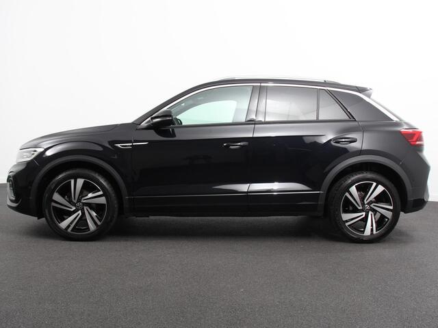 Volkswagen T-Roc 1.5 TSI 150pk Automaat R-Line | Navigatie | Apple Carplay/Android Auto | Camera | Parkeersensoren | Adaptive Cruise Control | Stoelverwarming | Virtual Cockpit | Elektrische achterklep | Getinte ramen | Climate Control