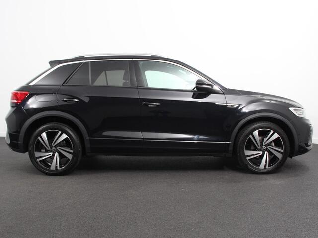 Volkswagen T-Roc 1.5 TSI 150pk Automaat R-Line | Navigatie | Apple Carplay/Android Auto | Camera | Parkeersensoren | Adaptive Cruise Control | Stoelverwarming | Virtual Cockpit | Elektrische achterklep | Getinte ramen | Climate Control