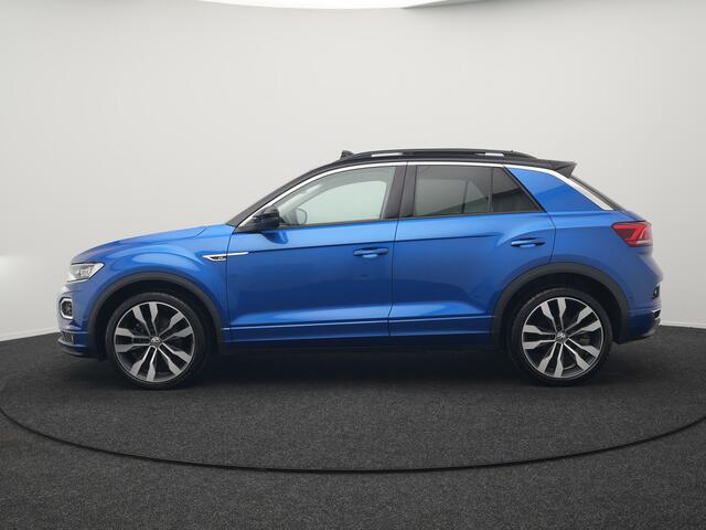 Volkswagen T-Roc 1.5 TSI DSG R-Line 150pk Dealer O.H. | Panodak | Trekhaak Afn. | Camera | Lederen Sportstoelen Verwarmd | Beats Audio | 19"L.M | Virtual | Navigatie | Blis |