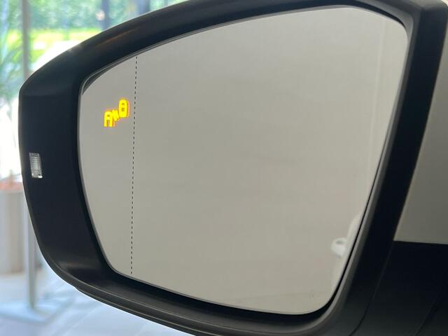 Volkswagen T-Roc 1.5 TSI 2X R-LINE 150pk | NAVI | FULL LED