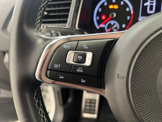 Volkswagen T-Roc 1.5 TSI 2X R-LINE 150pk | NAVI | FULL LED