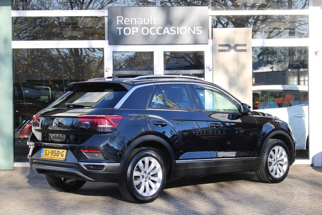 Volkswagen T-Roc 1.5 TSI Sport | Panoramadak | Virtual | Adaptieve cruise | Achteruitrij camera
