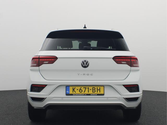 Volkswagen T-Roc 1.5 TSI Sport Business R-LINE AUTOMAAT / PANORAMADAK / SFEER / KEYLESS / STOELVERW / FULL LED / CAMERA / CARPLAY / NL-AUTO
