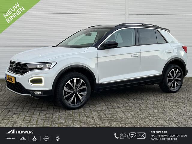 Volkswagen T-Roc 1.5 TSI Sport / Winter-pakket / lichtmetalen velgen 17" / airco (automatisch) / cruise control adaptief /