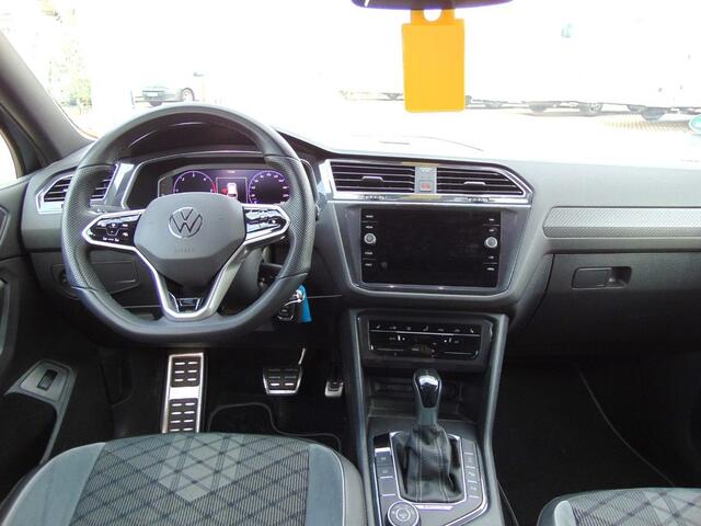 Volkswagen TIGUAN Allspace 2.0 TDI 200 PK 4Motion R Line Black Style ACC Camera Trekhaak Standkachel 19 Inch