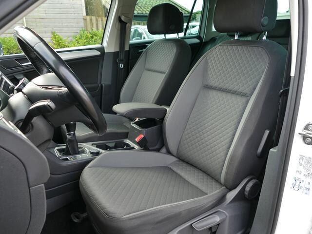 Volkswagen TIGUAN 1.4 TSI 4Motion | standkachel | verwarmd stuur | trekhaak | achteruitrijcamera