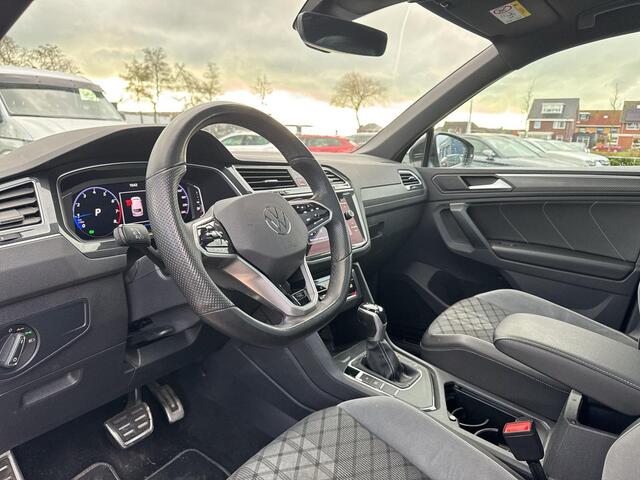 Volkswagen TIGUAN 1.5 TSI R-Line | 150 Pk | Pano dak | Trekhaak | Navi | Clima | Virtual Dash |