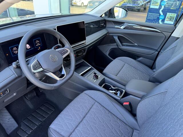 Volkswagen TIGUAN Life Edition 1.5 eHybrid 150 kW / 204 pk SUV 6 ver | Camera | Adaptive Cruise | Elektrische Achterklep | Draadloos Telefoonlader | Keyless |