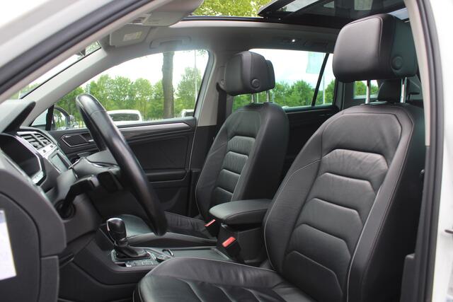 Volkswagen TIGUAN 2.0 TSI 4Motion Highline / Vol opties! / Panoramadak / Camera / Head-up / Leder / 18'' / Keyless / Dynaudio / Apple CarPlay / Standverwarming / Naavigatie / DAB / Dodehoek / Stoelverwarming / ACC