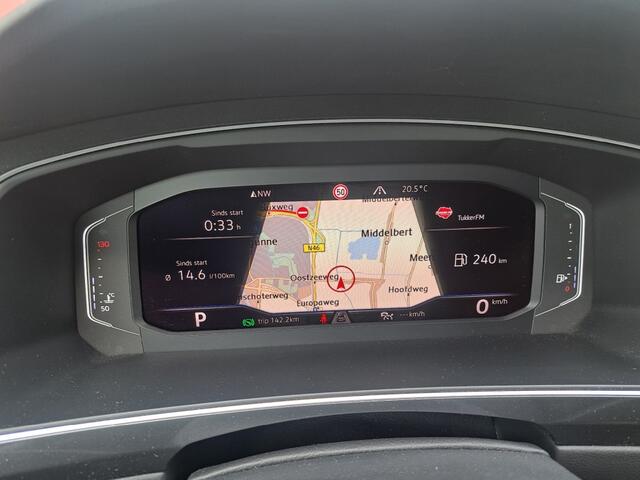 Volkswagen TIGUAN 1.5 TSI 150 Pk ACT R-Line Highline Panodak Digital Cockpit