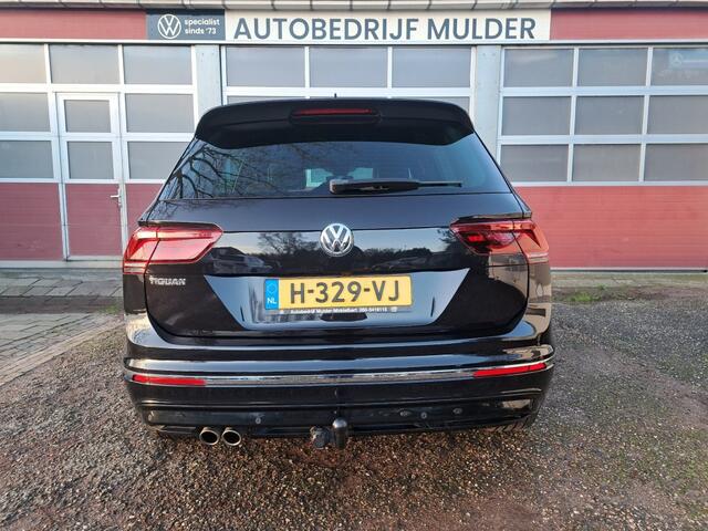 Volkswagen TIGUAN 1.5 TSI 150 Pk ACT R-Line Highline Bs DSG-7, Leder, Digital cock