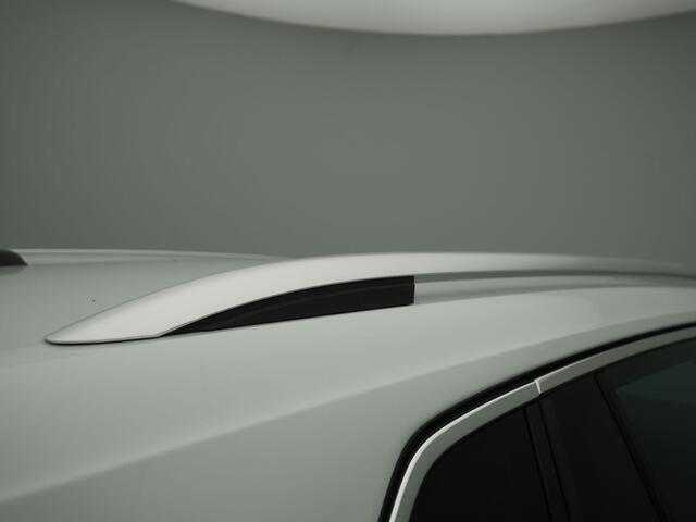 Volkswagen TIGUAN 1.4 TSI eHybrid R-Line Business+ - RIJKLAARPRIJS - Stuur- en Stoelverwarming - Achteruitrijcamera