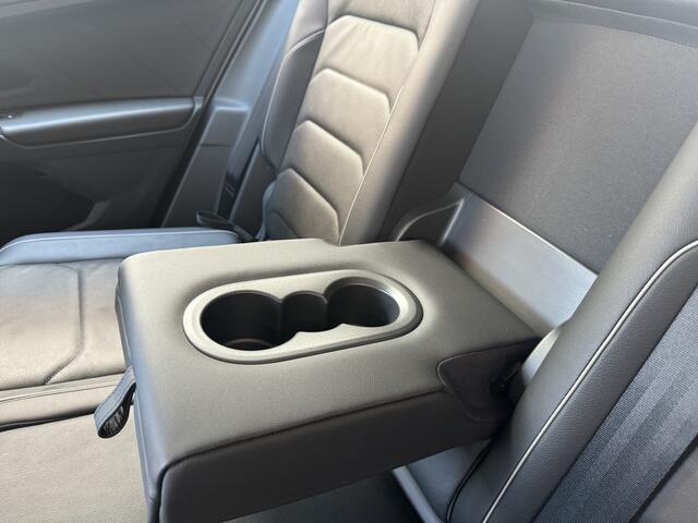 Volkswagen TIGUAN 1.5 TSI ACT Highline Business Leer