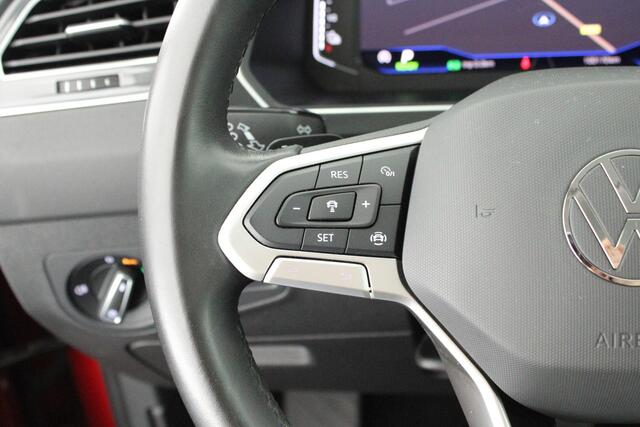 Volkswagen TIGUAN 1.4 TSI 245pk eHybrid Life Stoelverwarming Virtual Cockpit Navigatie