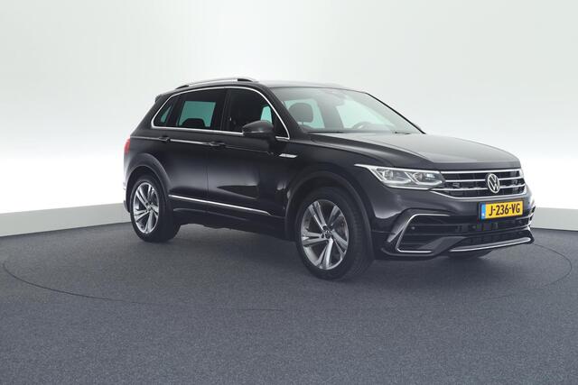 Volkswagen TIGUAN 1.5 TSI 150pk DSG R-Line Business+ Trekhaak Keyless Virtual Cockpit Navigatie