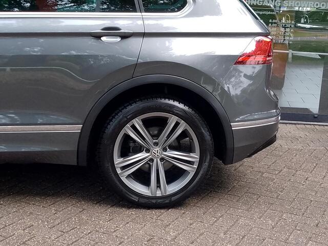 Volkswagen TIGUAN 1.5 TSI ACT Comfortline Business R-Line AUTOMAAT | Virtual Cockpit | Navi | ECC | PDC | LM Velgen | Cruise Control