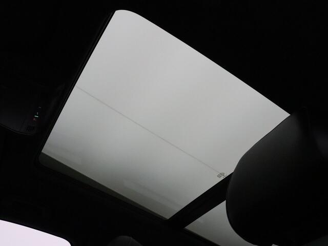 Volkswagen TIGUAN 245pk TSI eHybrid R-Line Business+ Camera | Adapt. Cruise | Navi | Parkeersens. v+a | Stoelverw. | Panoramadak