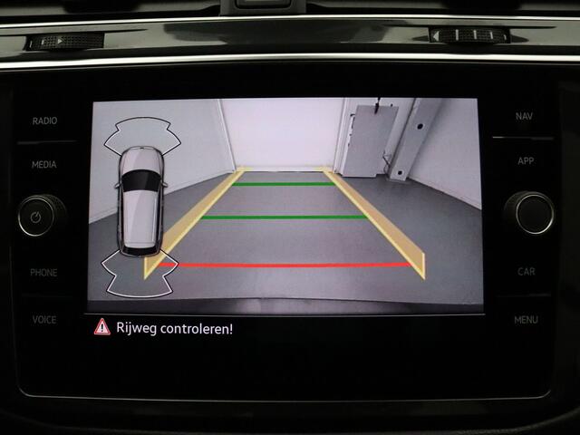 Volkswagen TIGUAN 245pk TSI eHybrid R-Line Business+ Camera | Adapt. Cruise | Navi | Parkeersens. v+a | Stoelverw. | Panoramadak
