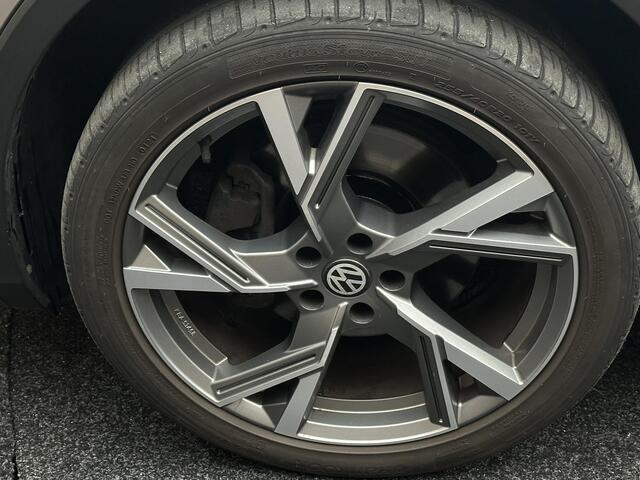 Volkswagen TIGUAN 2.0 TSI 4Motion Highline Virtual DSG 20 inch Leer Trekhaak