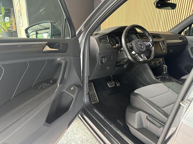 Volkswagen TIGUAN 2.0 TSI 4Motion Highline Business R 2 x R-line | Trekhaak | Schuif kantel dak