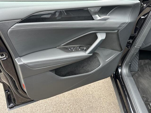 Volkswagen TIGUAN 1.5 eTSI Life | Trekhaak | Camera | Trekhaak | Dode hoek | Rijklaar incl. garantie