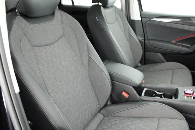 Volkswagen TIGUAN 1.5 204pk eHybrid Life Edition 360Camera Navi ACC Keyless Virtual cockpit Led DCC Carplay