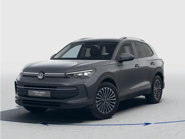 Volkswagen TIGUAN Life Edition 1.5 eHybrid 204 pk 6 versn. DSG · Trekhaak inklapbaar, met elektrische ontgrendeling, incl. aanhangwagen- manoeuvreerhulp Trailer Assist · Winter Pakket incl. verwarmbaar stuurwiel ·