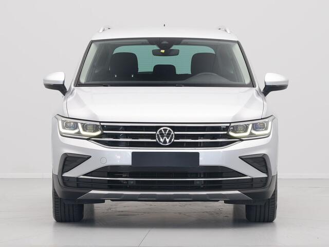 Volkswagen TIGUAN 1.5 TSI 150pk DSG Elegance Matrix Led Navigatie Camera Acc Carplay Side Assist