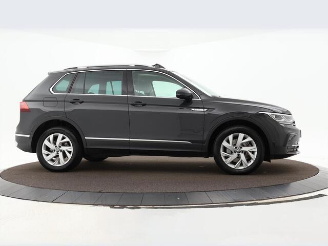 Volkswagen TIGUAN 1.4 Tsi 245pk DSG eHybrid Elegance · Panoramadak · Camera · Apple/Android Car Play · Elek. Trekhaak · Elek. Achterklep · 18'' Inch ·