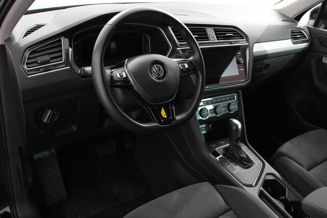 Volkswagen TIGUAN 1.5 TSI 150pk DSG Comfortline Volkswagen Tiguan 1.5 TSI 150pk DSG ACT Comfortline | Navigatie | Apple Carplay/Android Auto | Climate Control | Electrische achterklep | Digitale Cockpit