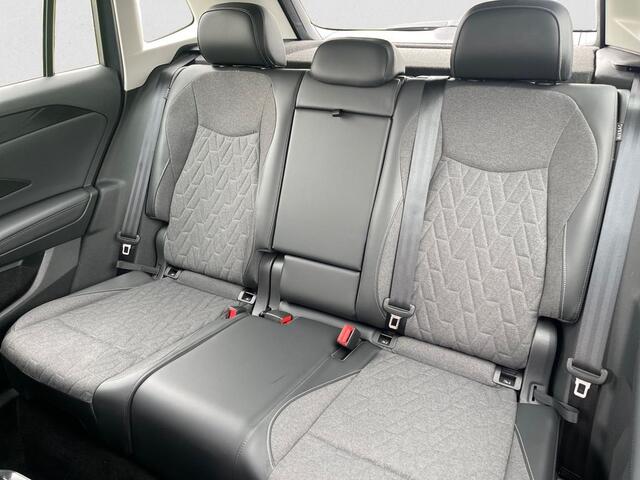 Volkswagen TIGUAN 2.0 TDI 4Motion DSG 193 PK ACC Navi LED Camera Trekhaak 18 Inch