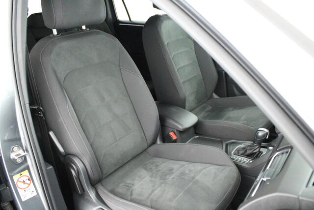 Volkswagen TIGUAN Allspace 1.5 TSI 150pk DSG R-Line Highline Trekhaak Camera Keyless Virtual Cockpit Navigatie