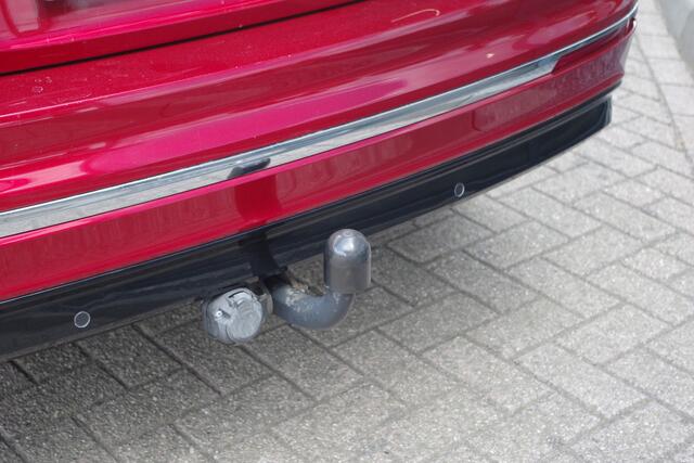 Volkswagen TIGUAN 1.4 TSI 125 PK R-Line Comfortline Business, Panoramadak, Trekhaak, Leder, Memory, Carplay