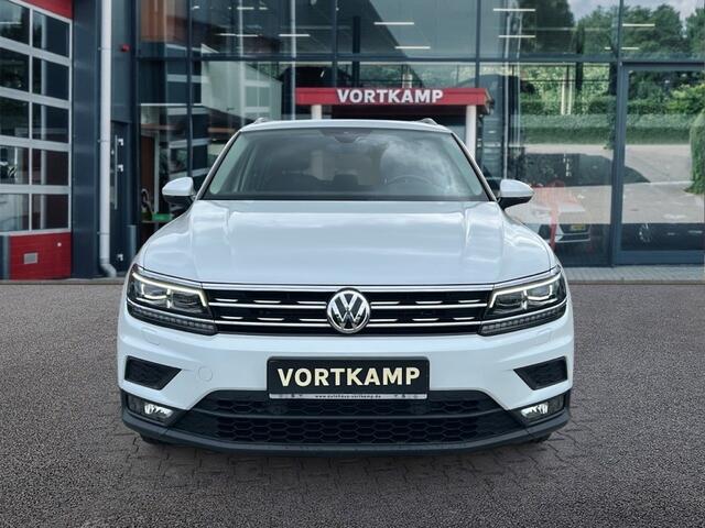Volkswagen TIGUAN 1.5 TSI DSG COMFORTLINE PANO-DAK/TREKHAAK/NAVI/CARPLAY/HUD/ACC