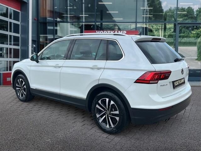 Volkswagen TIGUAN 1.5 TSI DSG COMFORTLINE PANO-DAK/TREKHAAK/NAVI/CARPLAY/HUD/ACC