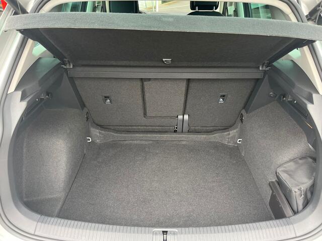 Volkswagen TIGUAN 1.5 TSI ACT Highline | Navigatie | Adaptieve Cruise Control | Climate Control |