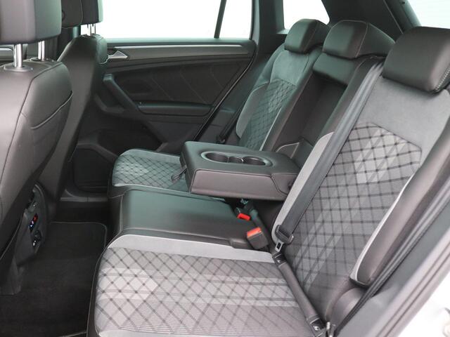 Volkswagen TIGUAN 1.5 TSI R-Line Business 150PK DSG full led, adaptive cruise, navi via apple carplay/android auto, clima, pdc voor en achter, lane assist, 19" lichtmetaal