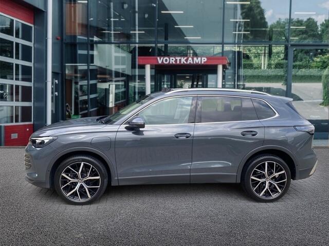 Volkswagen TIGUAN 1.5 TSI EHYBRID ELEGANCE PANO-DAK/360-CAMERA/TREKHAAK/NAVI/CARPLAY/ACC/