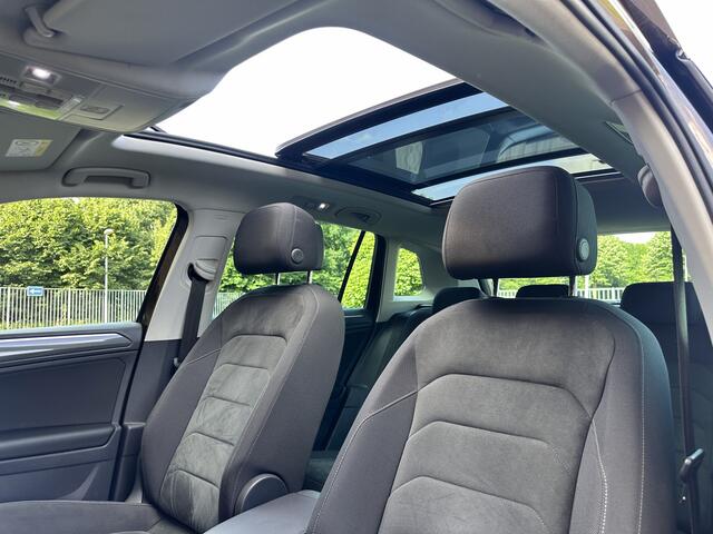 Volkswagen TIGUAN 1.4 TSI ACT R-line | Panoramadak | Adaptive Cruise Control | Achteruitrijcamera | Keyless Go/Entry | Stoelverwarming | Bluetooth | DAB |