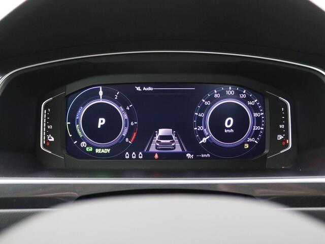 Volkswagen TIGUAN 1.4 TSI e-hybrid 245PK DSG full led, trekhaak, adaptive cruise, alarm, keyless, elek. bedienbare achterklep, 17" lichtmetaal