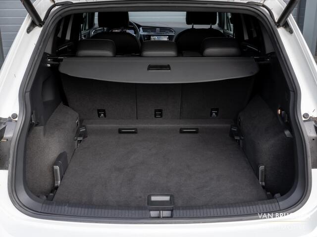 Volkswagen TIGUAN Allspace 1.5 TSI 3x R-Line Pano 20" 360cam Virtual Leer Memory