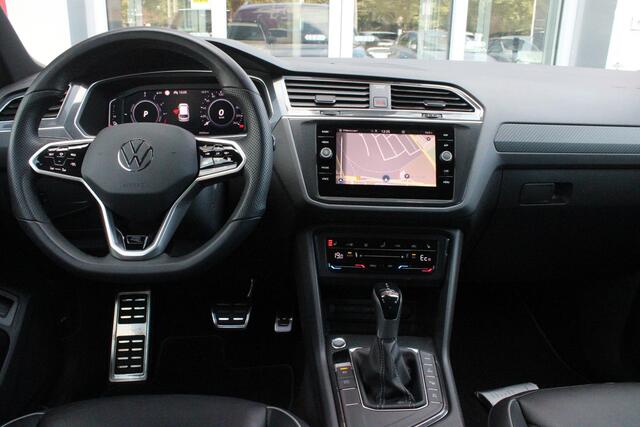 Volkswagen TIGUAN 1.4 TSI 245PK eHybrid R-LINE BUSINESS + | PANORAMISCH SCHUIF/KANTEL DAK | ELEKTRISCH WEGKLAPENBARE TREKHAAK | R-LINE INTERIEUR/EXTERIEUR | VERWARMBARE VOORSTOELEN/STUUR | ELEKTRISCH BEDIENBARE VOORSTOELEN MET GEHEUGEN FUNCTIE | AKOESTISCH GLAS GETINT | KE