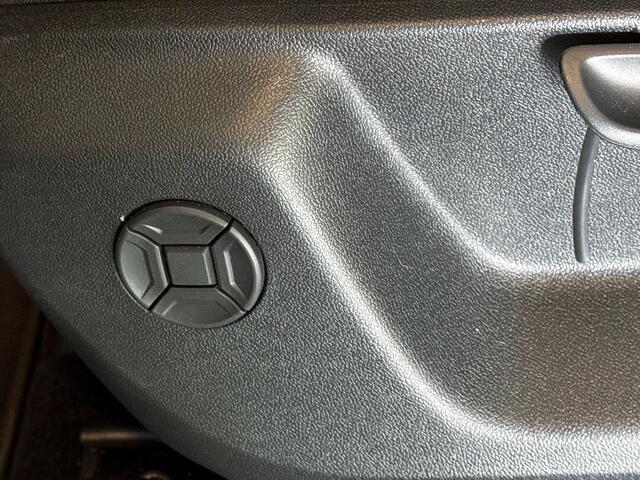 Volkswagen TIGUAN 1.5 eTSI 150pk Life Edition Adaptive Cruise Control / LED Pakket / Stoel Verwarming