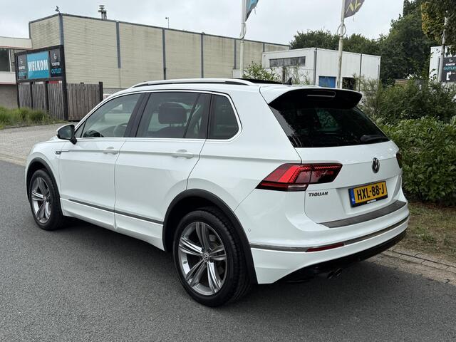 Volkswagen TIGUAN 2.0 TSI 4Motion 180PK DSG R-LineoPanooTrekhaak