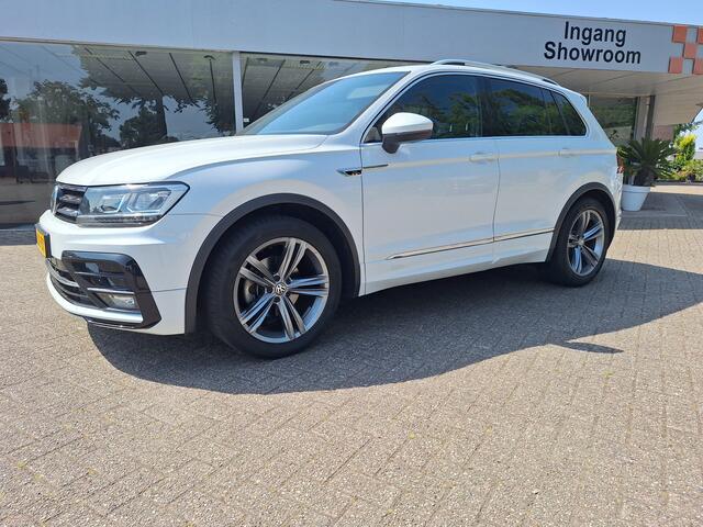 Volkswagen TIGUAN 1.5 TSI ACT R-line Business Navigatie/Trekhaak/Cruise control