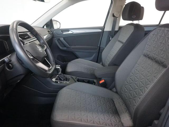 Volkswagen TIGUAN 2.0 TDI 150 PK DSG ACC Zwenkbare Trekhaak LED Navi Camera