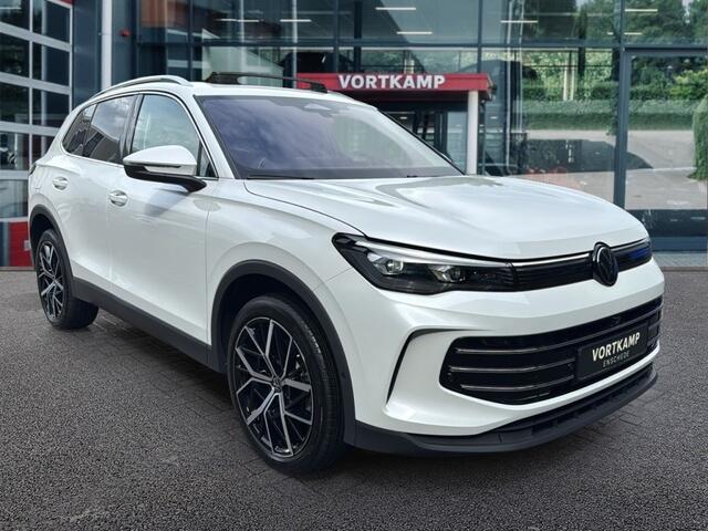 Volkswagen TIGUAN 1.5 TSI E-HYBRID ELEGANCE PANO-DAK/TREKHAAK/CAMERA/NAVI/ACC/STOELVERW