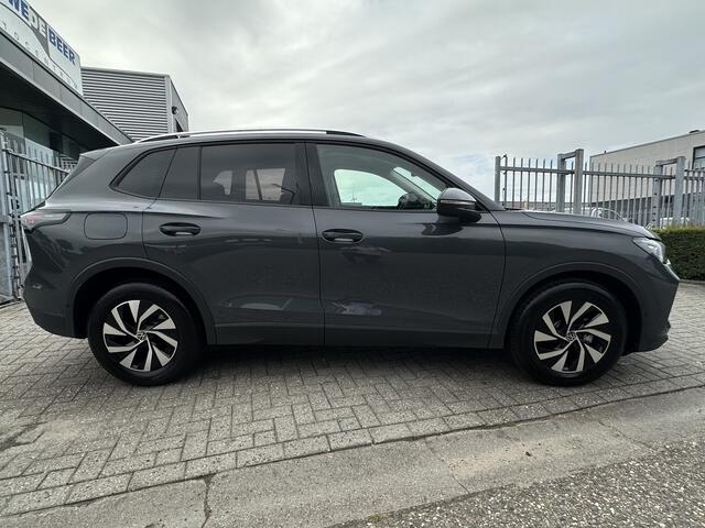 Volkswagen TIGUAN 1.5 eTSI Life Navi | Camera | Dodehoek