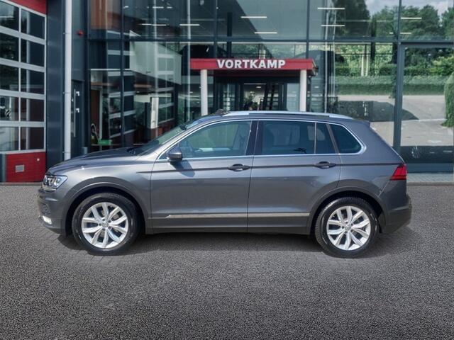 Volkswagen TIGUAN 1.4 TSI DSG COMFORTLINE TREKHAAK/PANO-DAK/ACC/E-KLEP/LED/STOELVERW